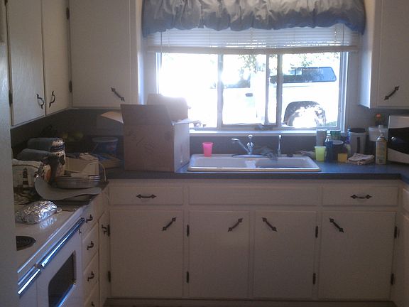 4th image of 401 Julie Dr
