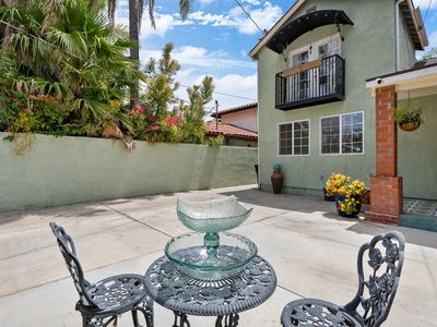 13934 Magnolia Blvd, Sherman Oaks, CA, 91423