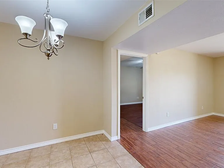 904 University Oaks Blvd #97 — Photo 8