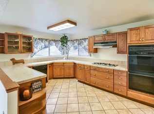 27603 Maple Ridge Cir, Santa Clarita, CA 91354