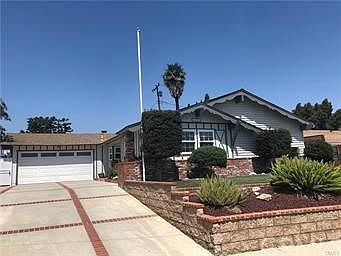 5th image of 2647 Tortosa Ave