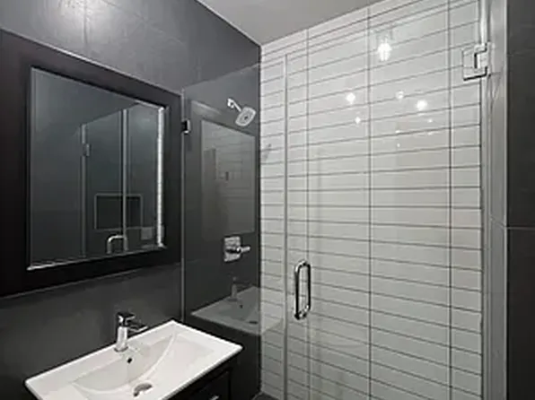 42 Horatio Street image 3 of 3