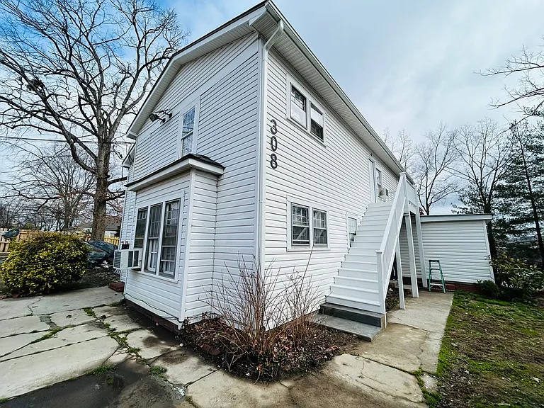 308 W Kivett St — Photo 42