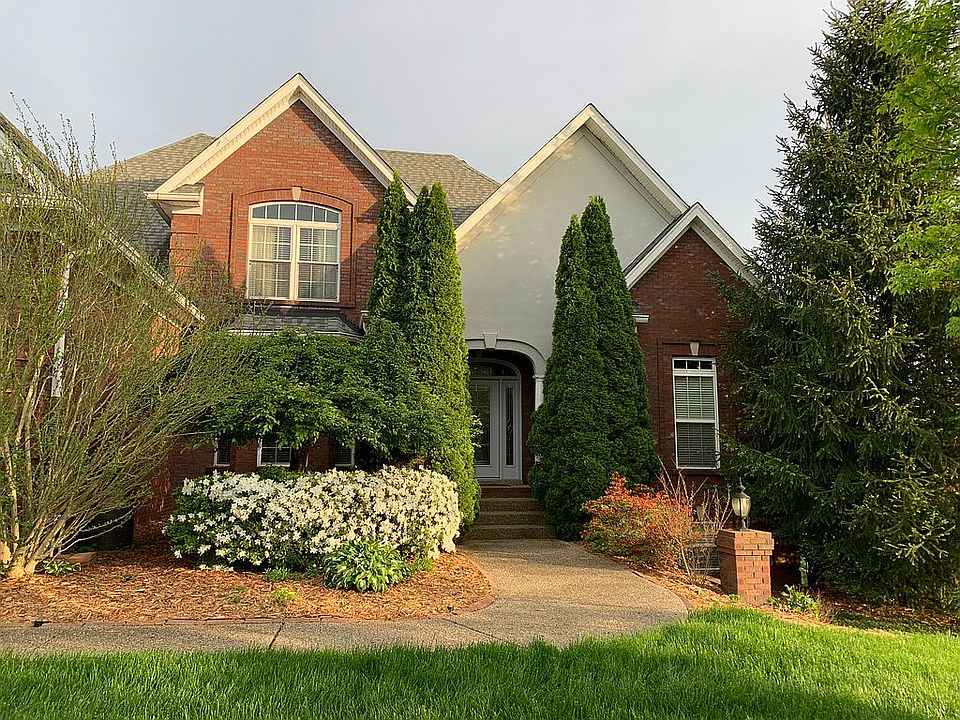 2nd image of 3512 Hedgewick Pl
