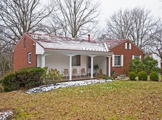 1901 Hampstead Dr, Pittsburgh, PA 15235