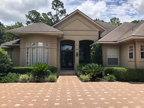 2nd image of 2040 Crown Dr