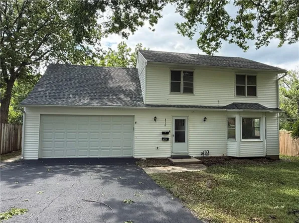 8110 Walnut St, Kansas City, MO 64114