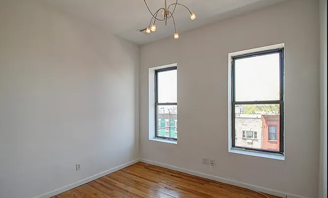 Rented by Farside Realty LLC | media 11