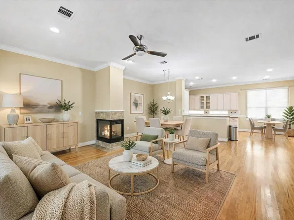 2604 Chenevert St, Houston, TX 77004