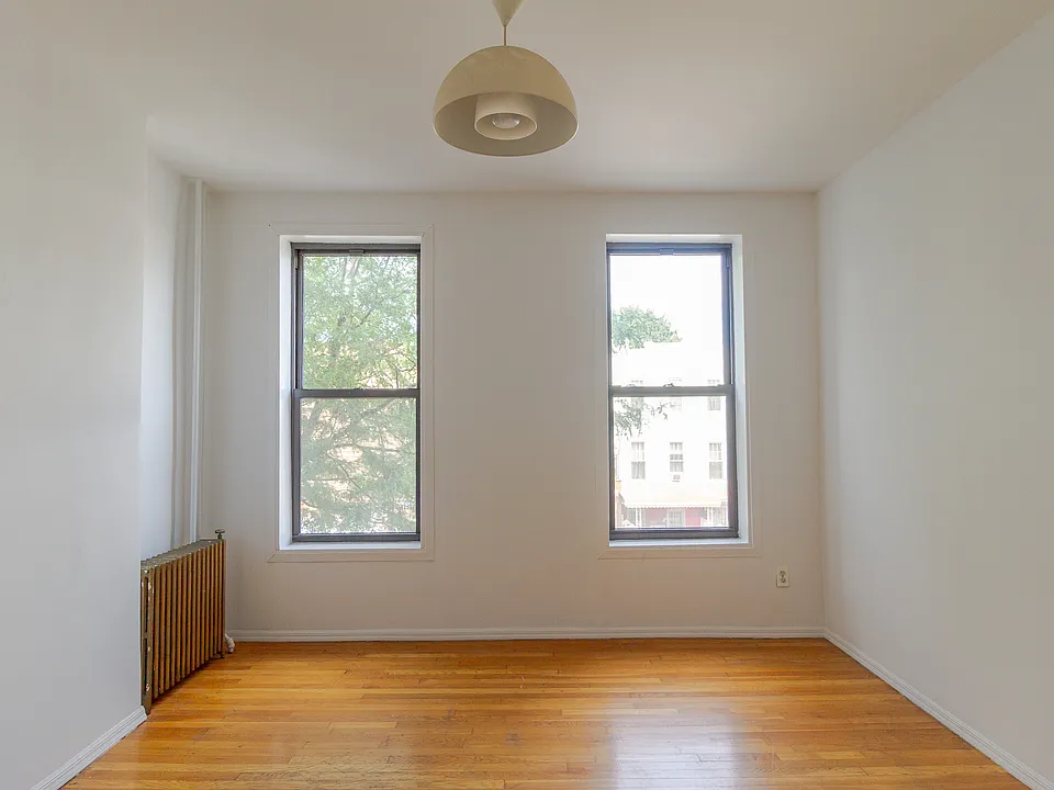 312 Prospect Ave #2R