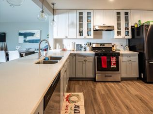 812 Nelson Ter, Bedford, TX 76022
