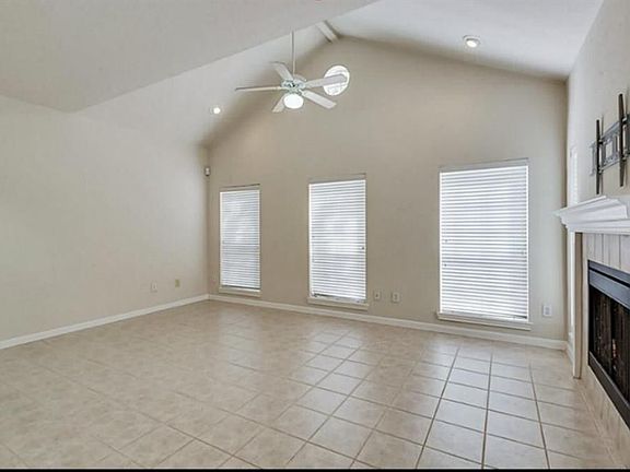 4th image of 12565 Piping Rock Dr