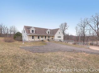 10101 Seven Mile Rd NE, Rockford, MI 49341