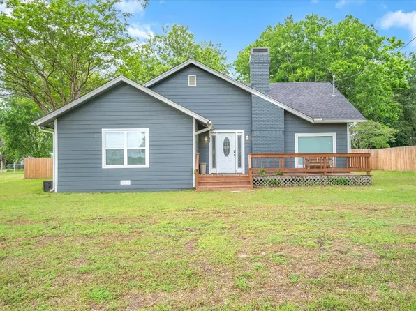 403 N Houston St, Grand Saline, TX 75140
