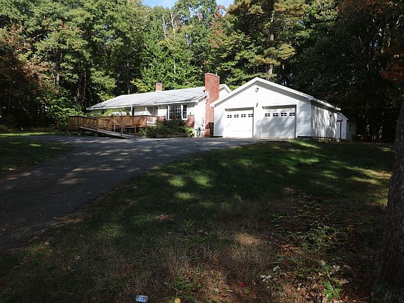3rd image of 5 Finn Hill Drive