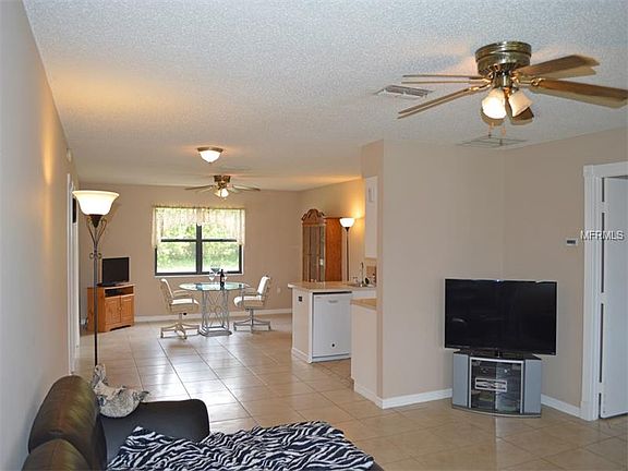 2nd image of 107 Mark Twain Ln