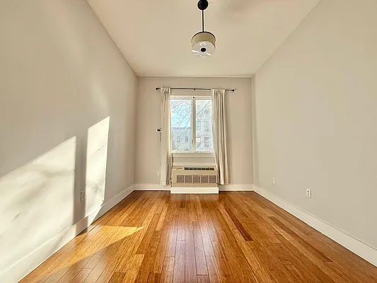 Rented by ERNY LLC | media 7