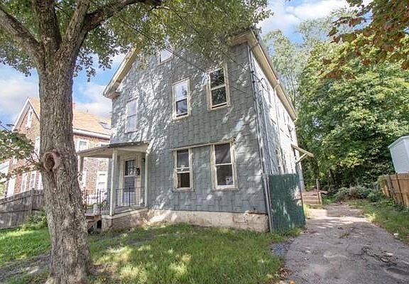 2nd image of 65 Oak St