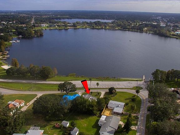 3rd image of 616 W Lake Summit Dr