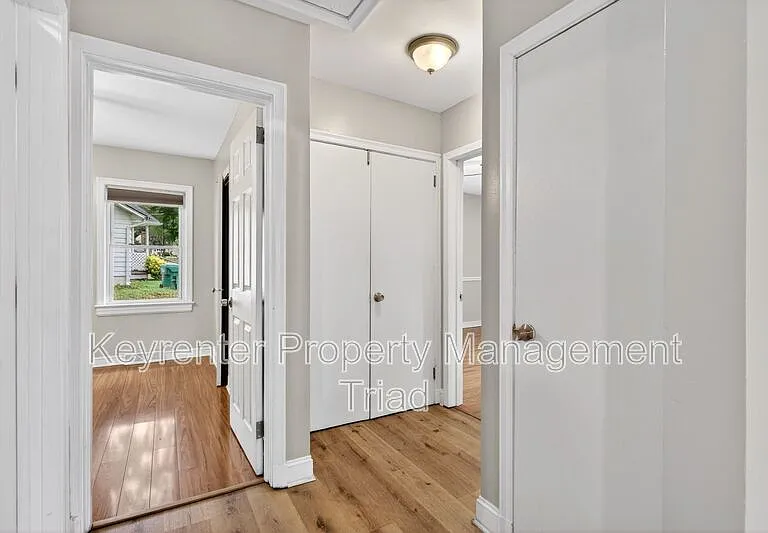 704 E Lexington Ave — Photo 26