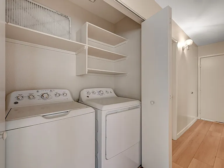 2092 Crowley Way — Photo 13
