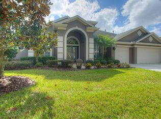15905 Sorawater Dr, Lithia, FL 33547