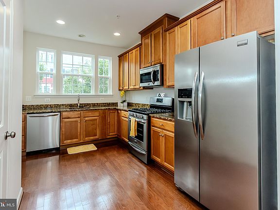 5th image of 23201 Ambrosia Ln