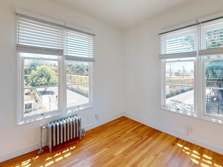 2605 Haste Street — Photo 9