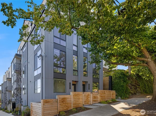 957 N 35th Street, Seattle, WA 98103
