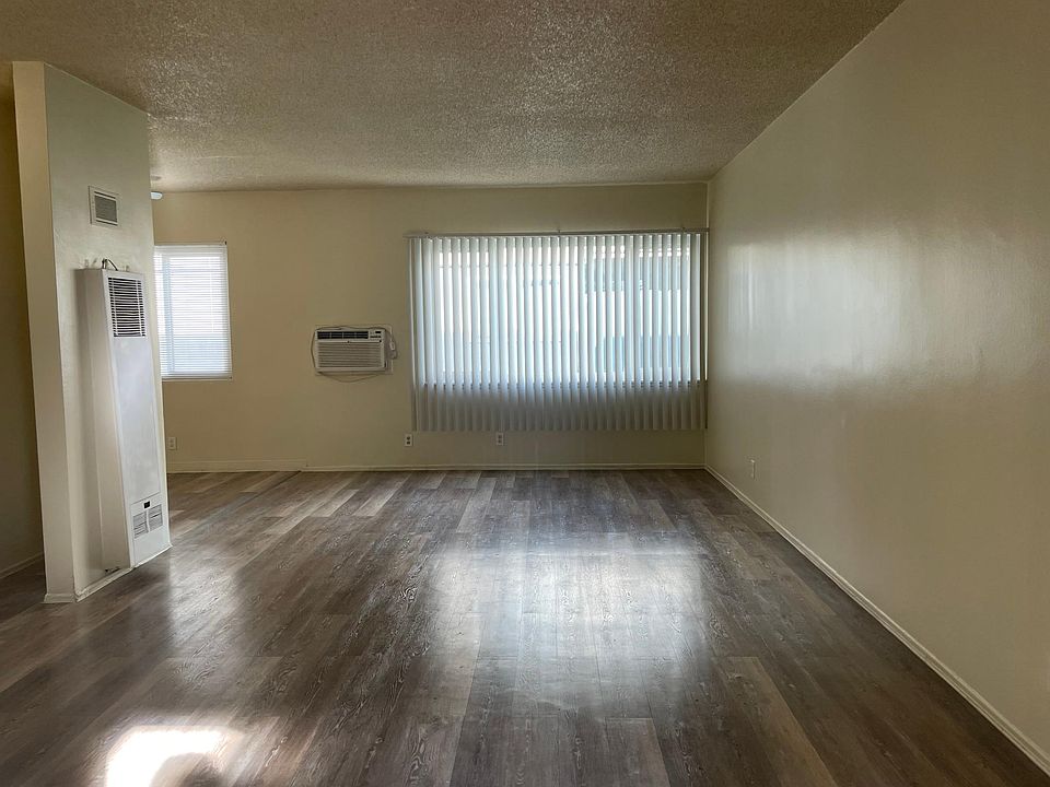 1st image of 700 N East End Ave #2