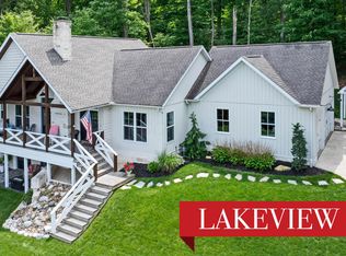 520 Grand Ridge Dr, Howard, OH 43028