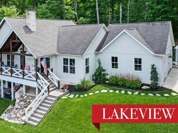 520 Grand Ridge Dr, Howard, OH 43028