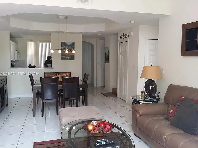 4527 NW 97th Ct — Photo 3