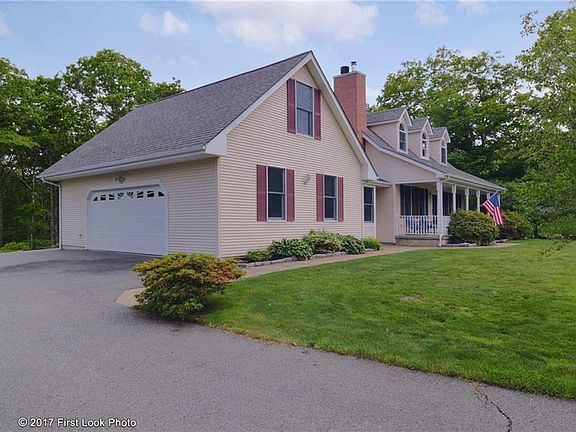 3rd image of 67 Tanglewood Dr