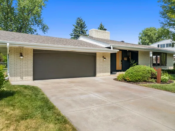 3317 Wendhurst Ave, Saint Anthony, MN 55418