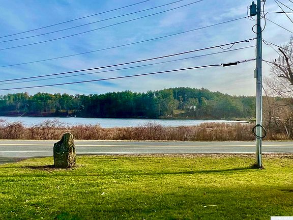 2nd image of 555 Green Lake Rd