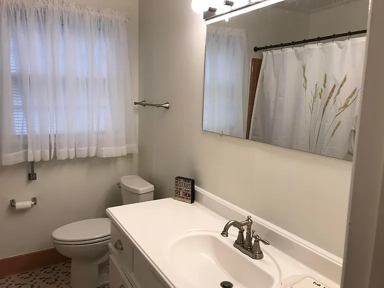 100 W 24th St #8 — Photo 11