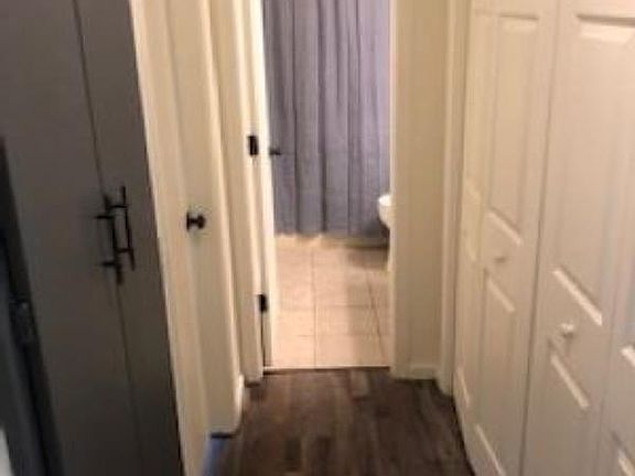 (washer dryer hookup in hall closet if needed)