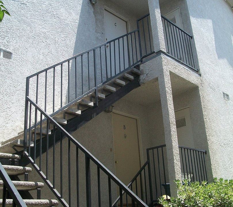 2nd image of 13716 Franklin St APT C