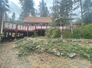 1057 Eagle Rd, Wrightwood, CA 92397