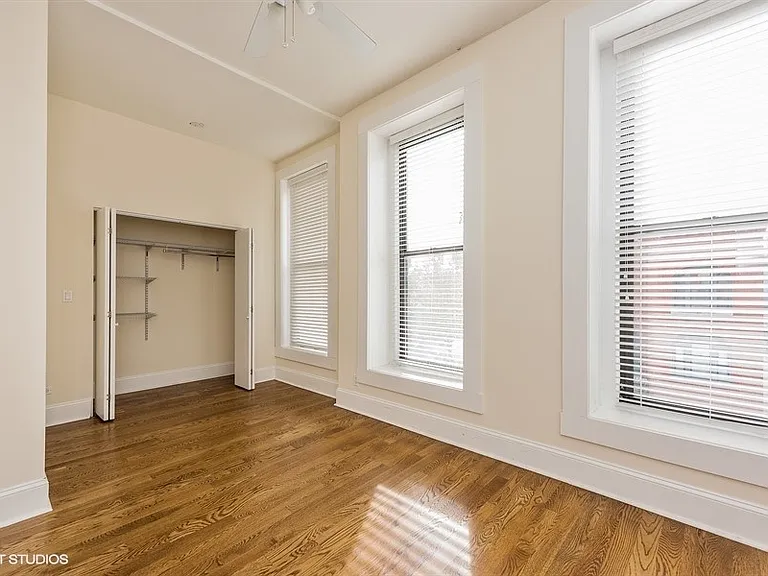 1858 W Huron St #2F — Photo 6