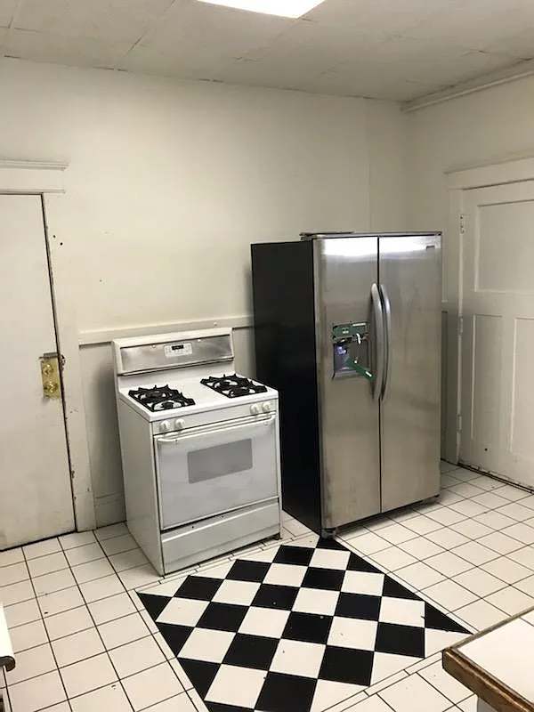 2 bed, $1,450 — Photo 3