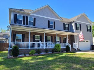 4033 Woodland Dr, Chesapeake, VA 23321