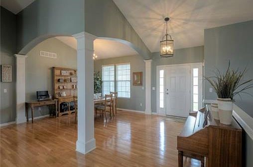 4th image of 15713 Valley View Dr