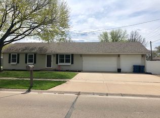 605 W Price St, Eldridge, IA