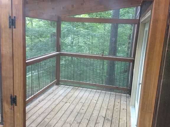 2nd image of 137 Wychwood Dr