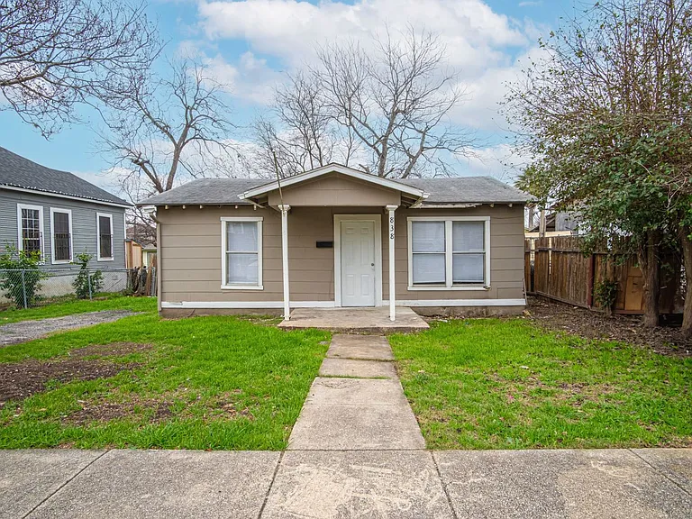 838 Nevada St — Photo 1