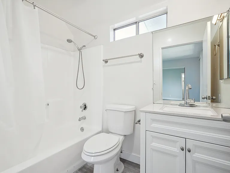 5662 La Mirada Ave. — Photo 6