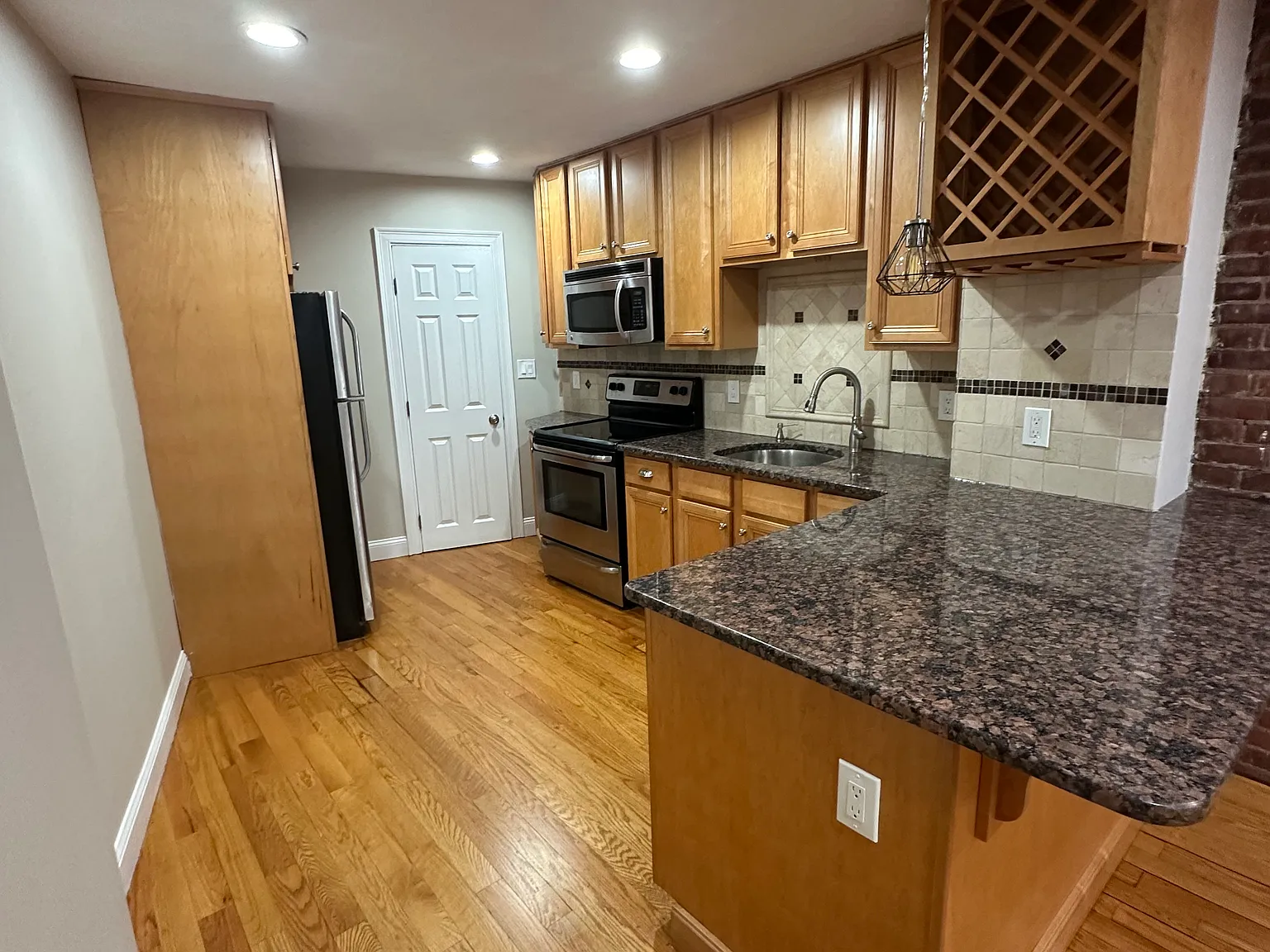 1 bed, $2,800 — Photo 4