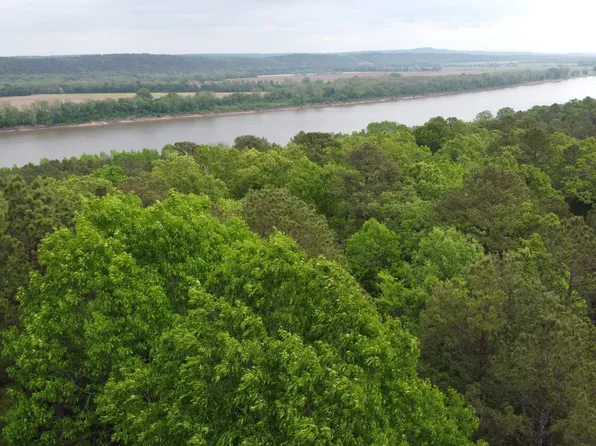 422 Westwind Dr, Bigelow, AR 72016